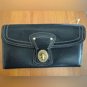 Vintage Coach Legacy Black leather turn lock Wallet